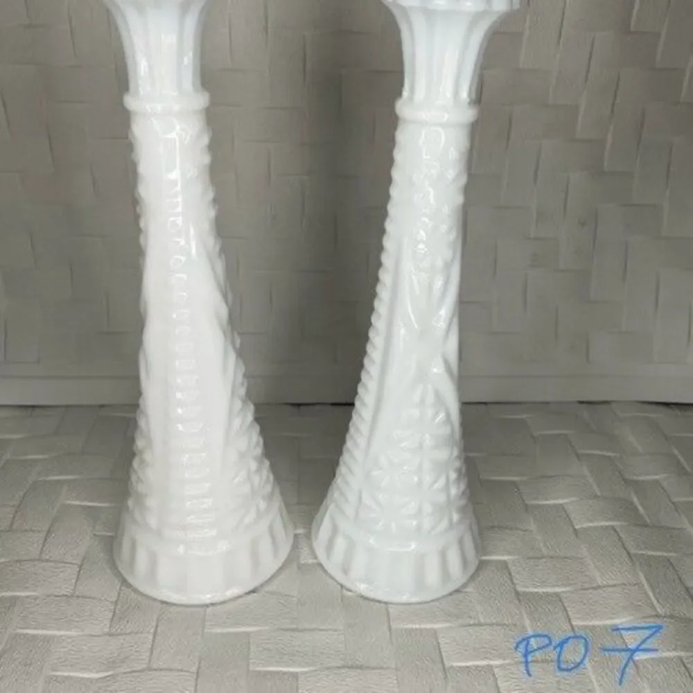 Vintage Anchor Hocking‎ Milk Glass Bud Vase Stars and Bars Set of 2 Two Vases 9”